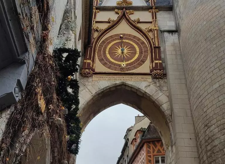 ベッドアンドブレックファースト Au 41   Le Calme à 5 Min D Auxerre