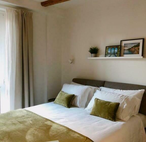 Bed and Breakfast Foscolo 9   Breakfast