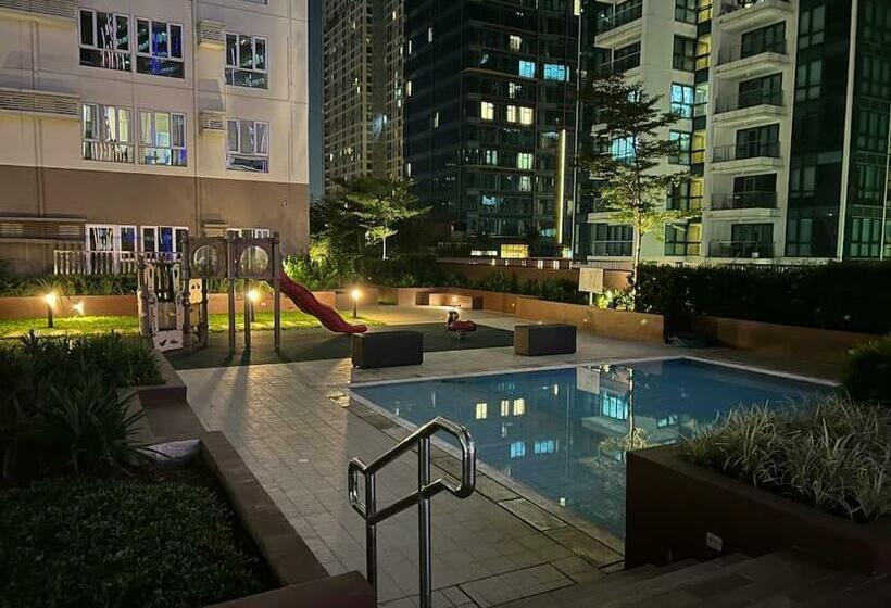 Mio Suites Bgc Near Uptown And Hyatt