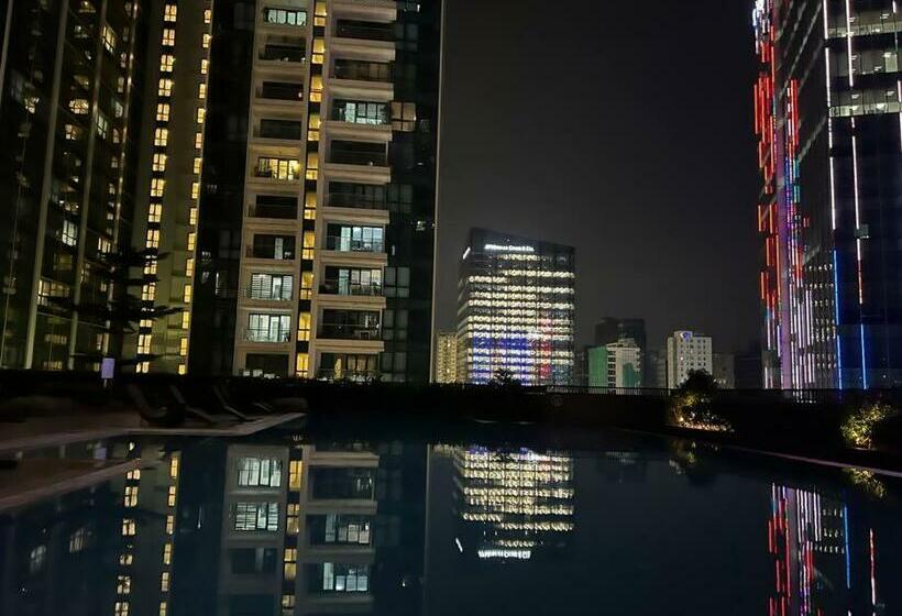 Mio Suites Bgc Near Uptown And Hyatt