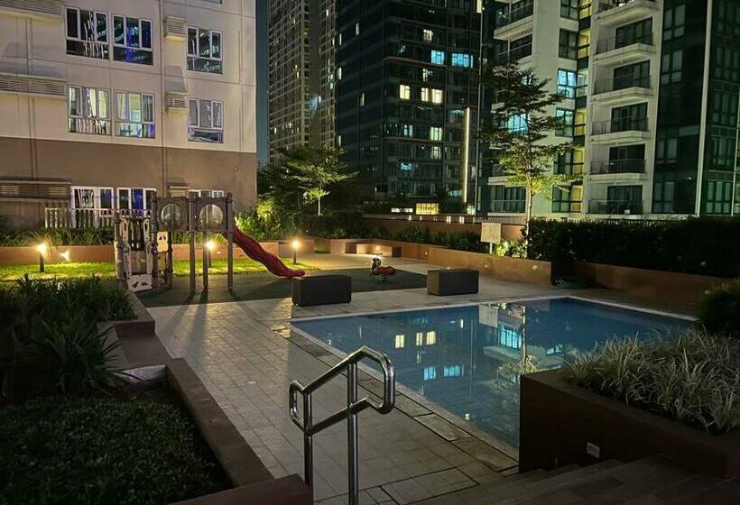 Mio Suites Bgc Near Uptown And Hyatt
