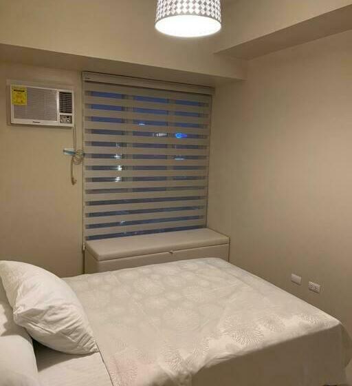 Mio Suites Bgc Near Uptown And Hyatt