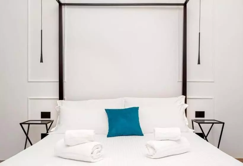 پانسیون Nelli Rooms Via Biassa