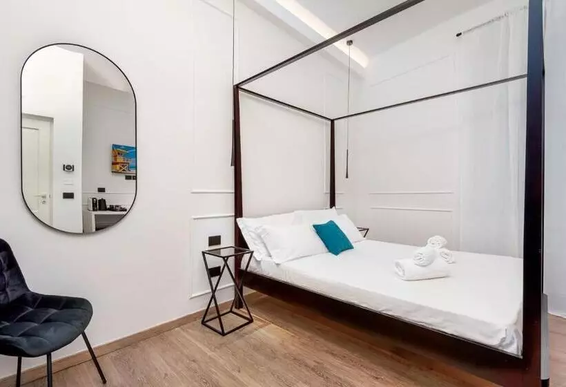 پانسیون Nelli Rooms Via Biassa