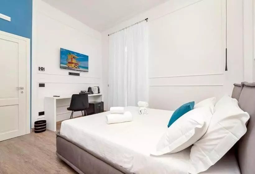 پانسیون Nelli Rooms Via Biassa