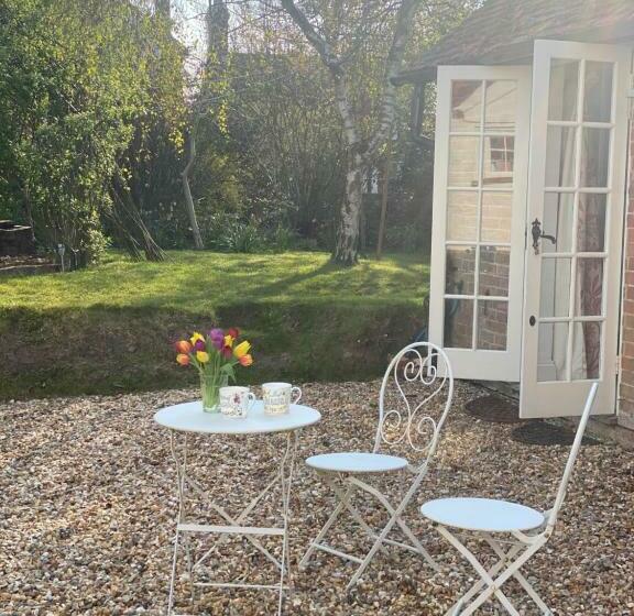 膳宿费 The Studio