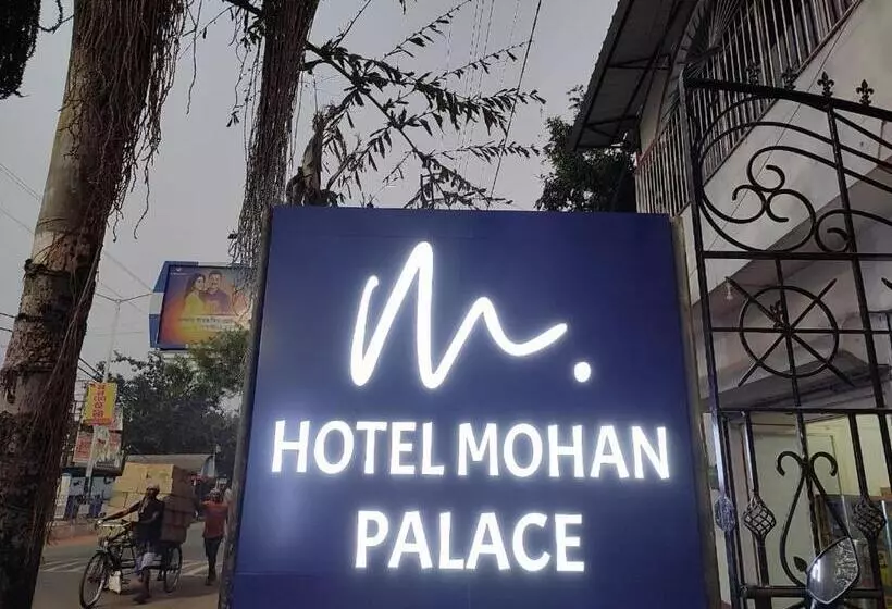 Staymaker Hotel Mohan Palace