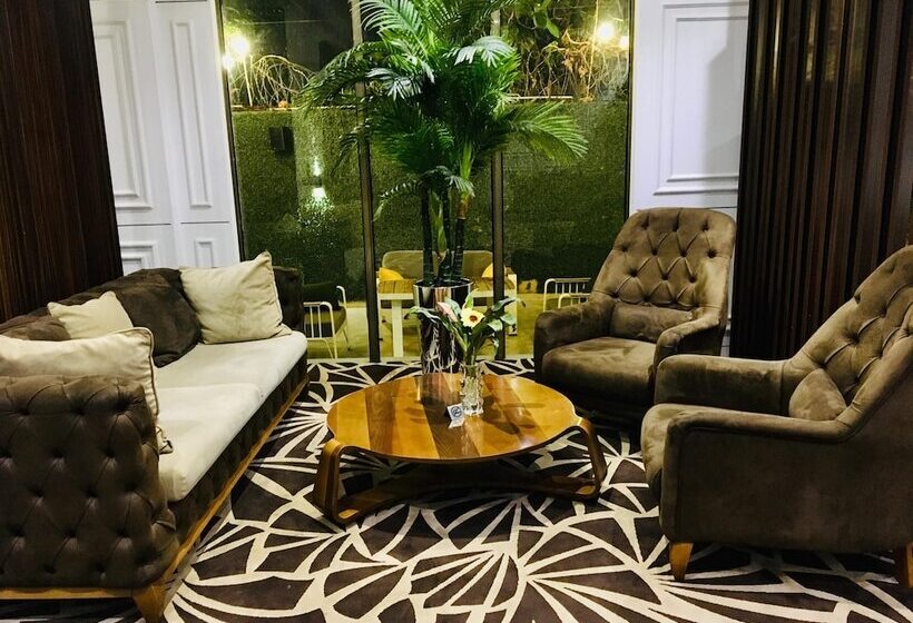 هتل T E L E By Summerset Continental