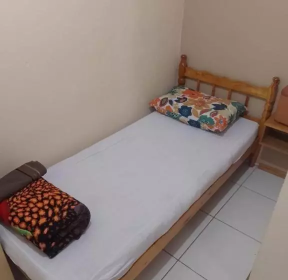 Retkeilymaja Pousada Economica