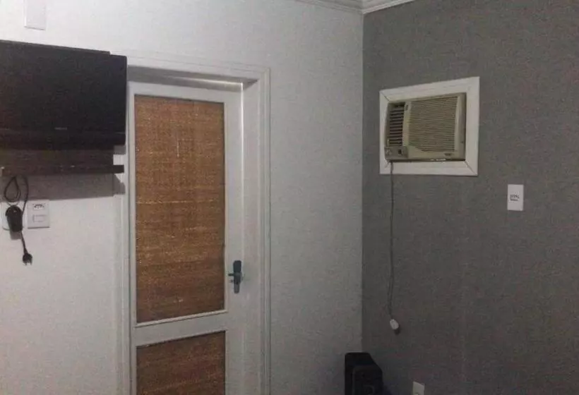 Retkeilymaja Pousada Economica