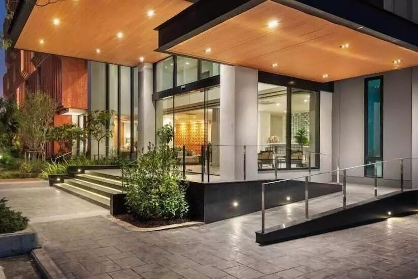 ホテル Pusayapuri