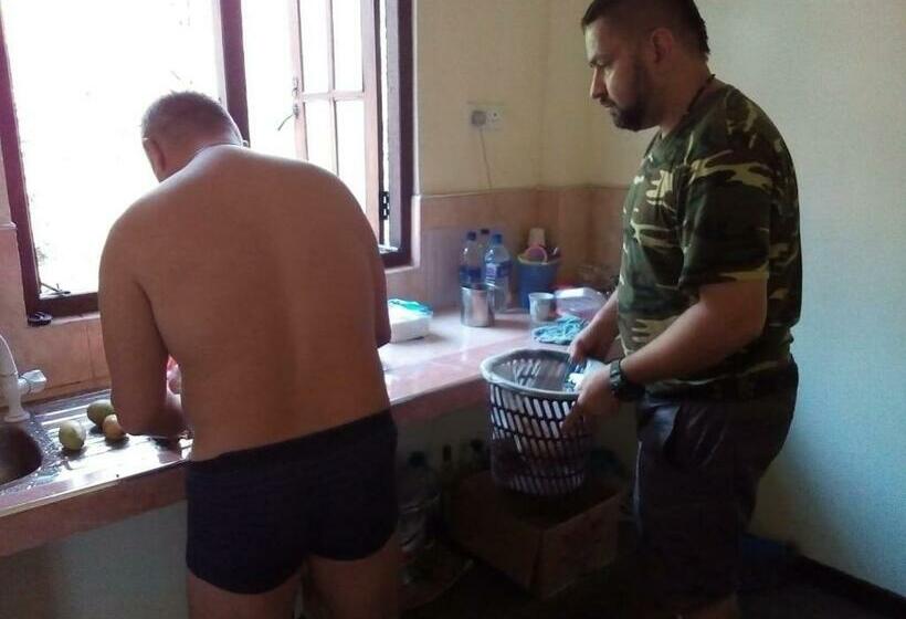 펜션 Chanaka Inn New Guest House