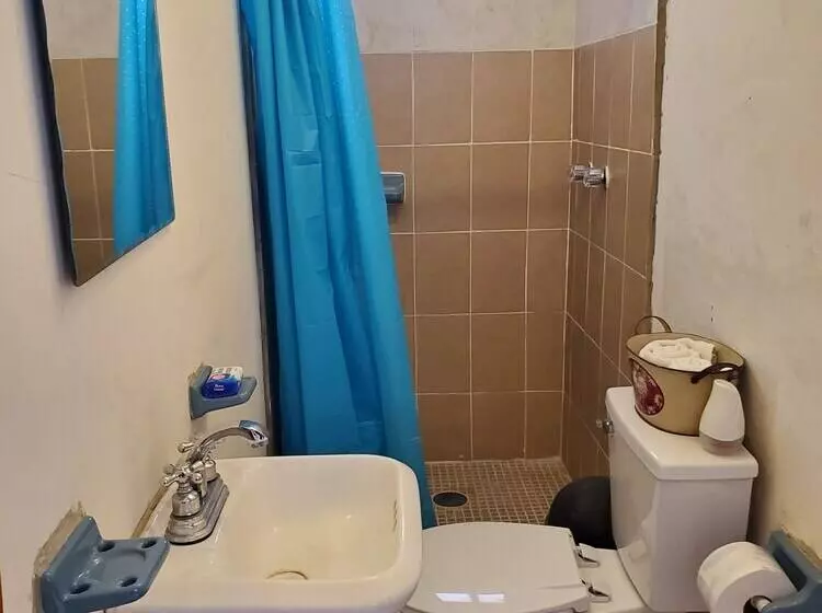 ペンション Hostal Pata De Perro   Hostel