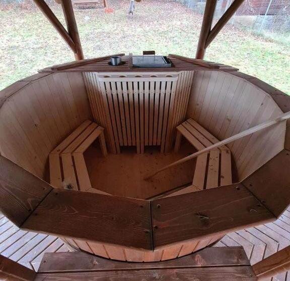 پانسیون Lucky Rönk Vendégház