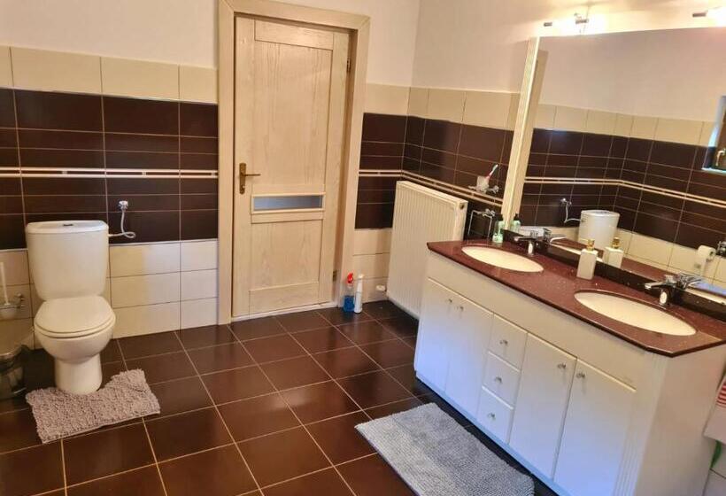 پانسیون Lucky Rönk Vendégház