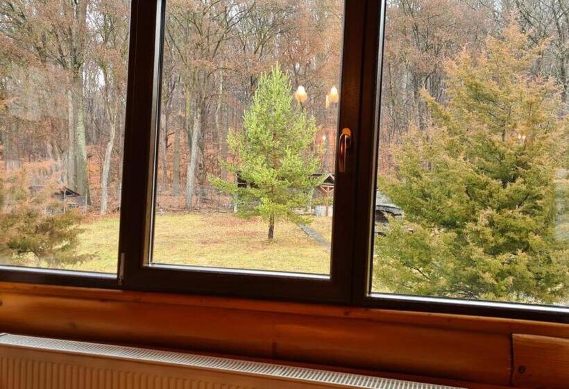 پانسیون Lucky Rönk Vendégház