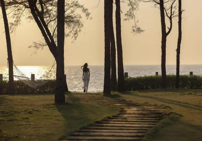 リゾートホテル The Postcard On The Arabian Sea