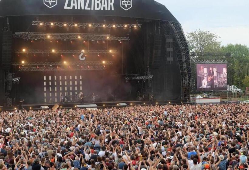 مبيت وإفطار La Chambre D Angèle