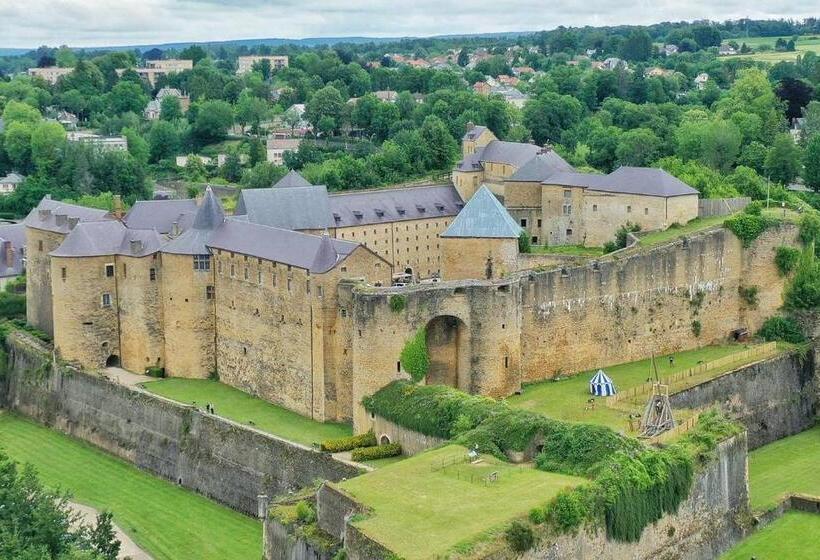 مبيت وإفطار La Chambre D Angèle
