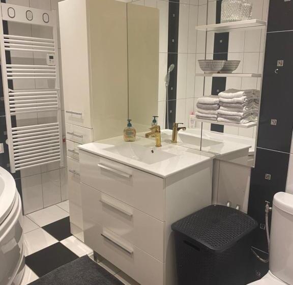 مبيت وإفطار La Chambre D Angèle