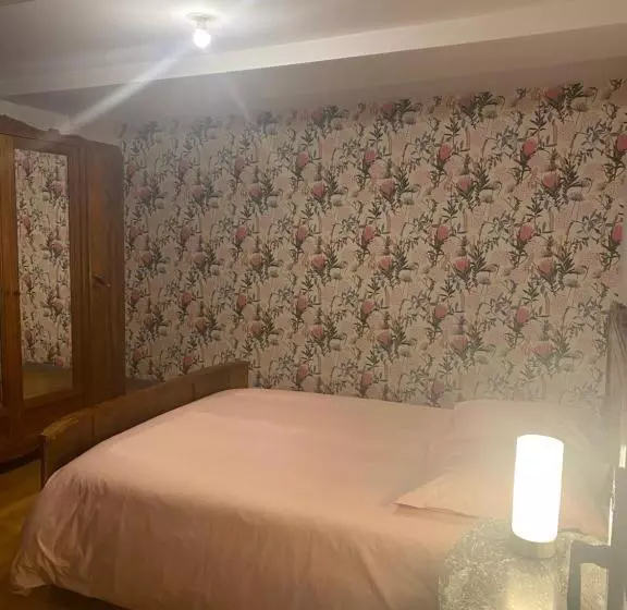 ベッドアンドブレックファースト La Chambre D Angèle