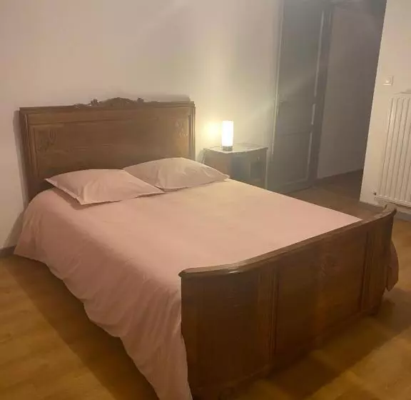 ベッドアンドブレックファースト La Chambre D Angèle