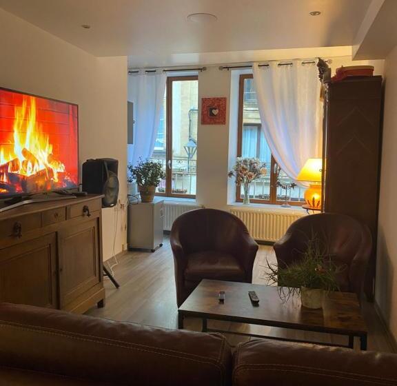 مبيت وإفطار La Chambre D Angèle