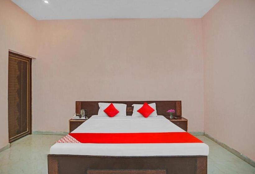 Flagship Hotel Status