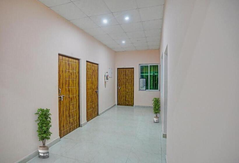 Flagship Hotel Status