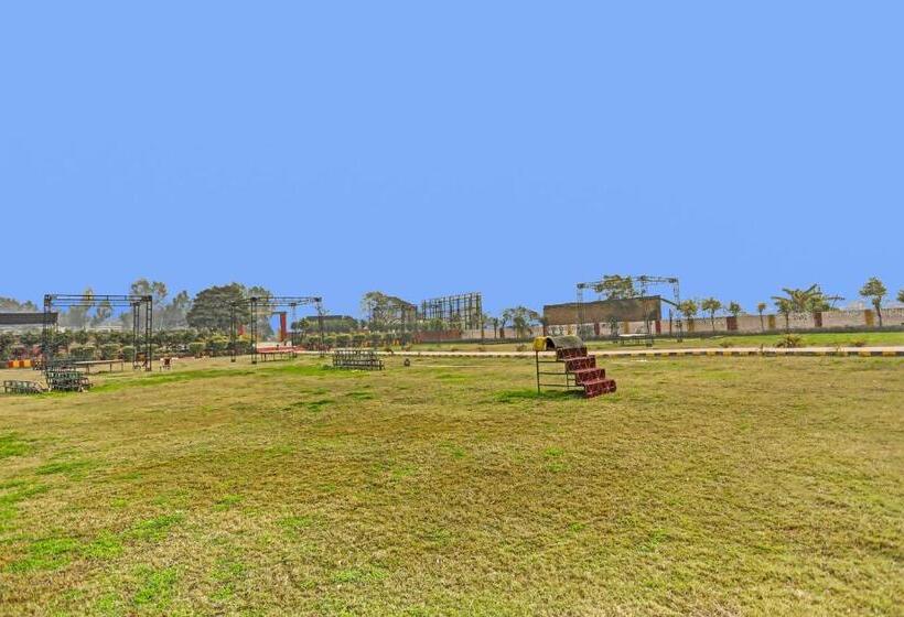 Flagship Hotel Status