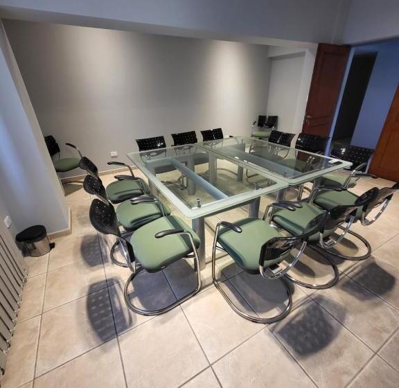 فندق Apart America