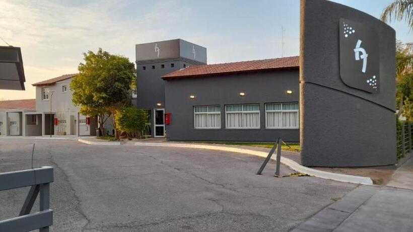 فندق Apart America