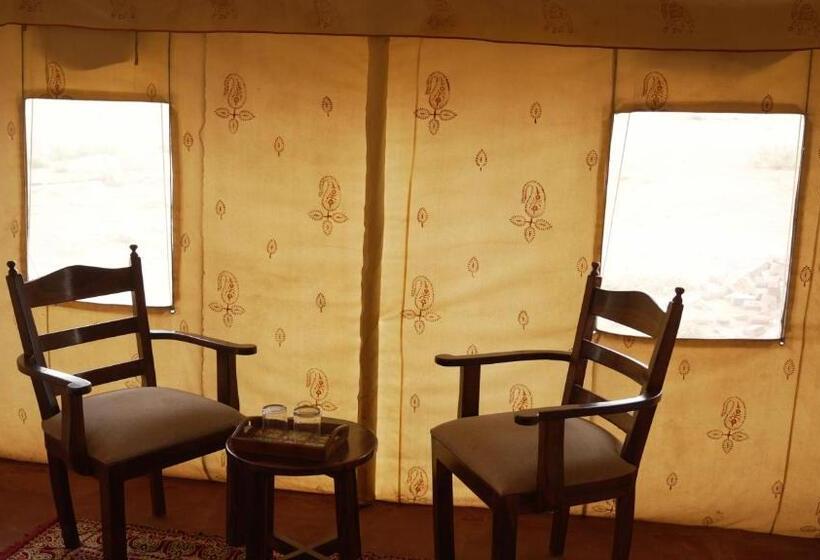 هتل Bikaner Desert Camp And Resort