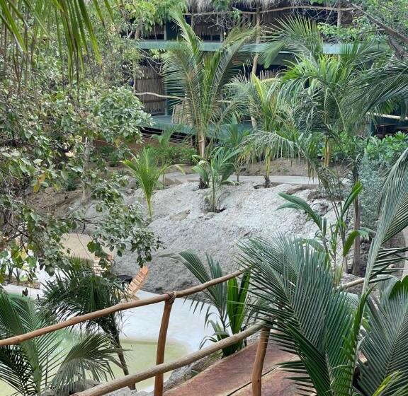 בית מלון כפרי Cocos