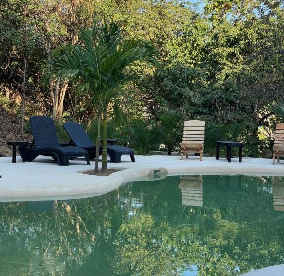 בית מלון כפרי Cocos