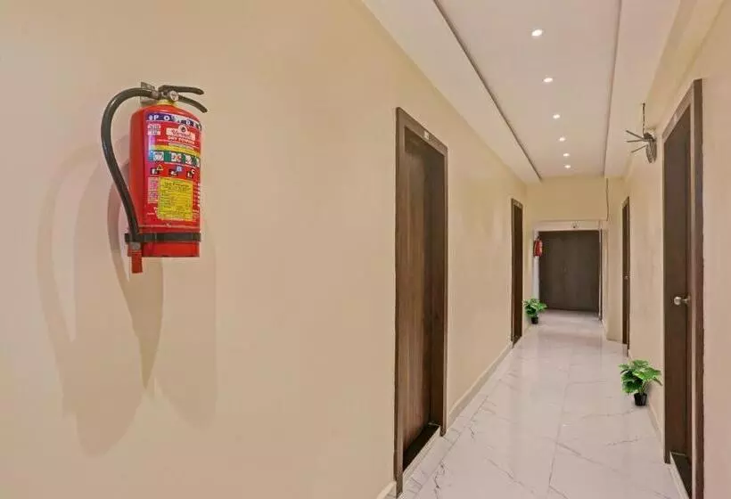 ホテル O Nandi Palace Lodging And Boarding