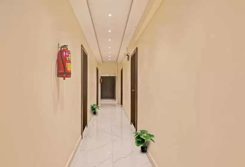 ホテル O Nandi Palace Lodging And Boarding