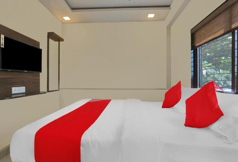 酒店 O Nandi Palace Lodging And Boarding