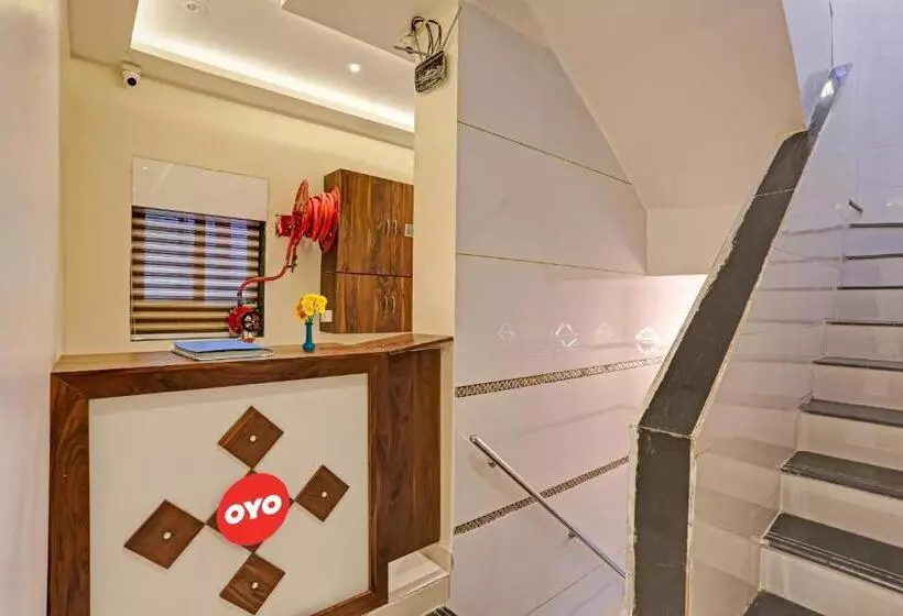 ホテル O Nandi Palace Lodging And Boarding