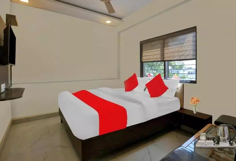 ホテル O Nandi Palace Lodging And Boarding