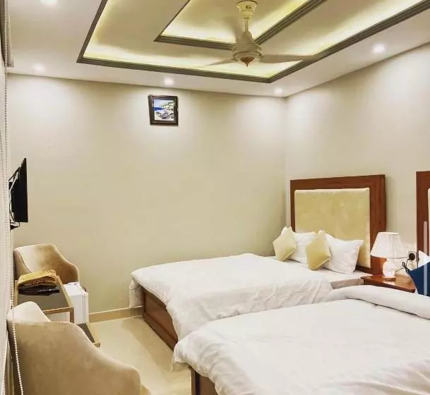 Grand Luxury Hotel Multan