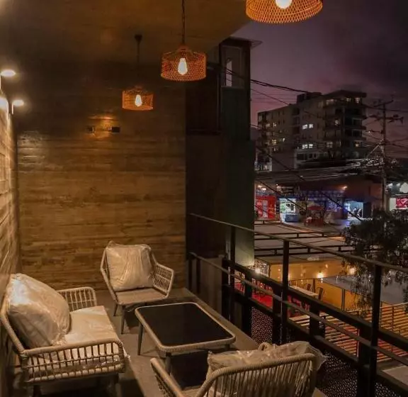 Hotelli Hostal Litoral