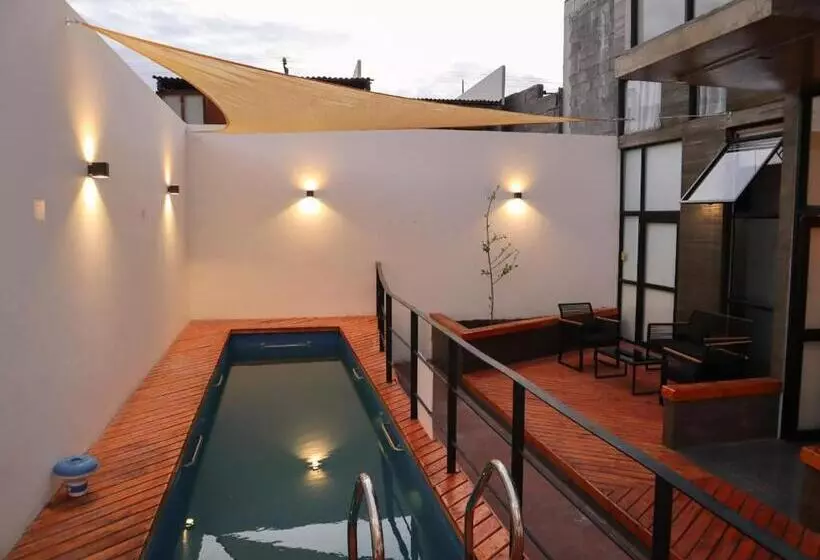 Hotelli Hostal Litoral