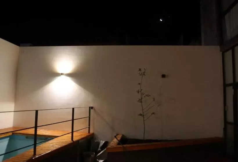 Hotelli Hostal Litoral