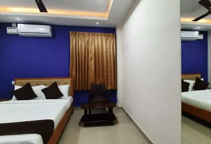 Hotelli Naadi Stayinn  Premium Rooms