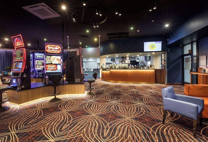 Hotel Nightcap At Empire