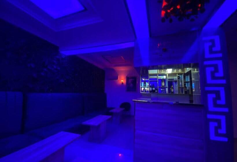 هتل Palazzo Apartments