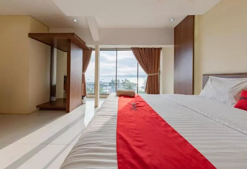 ホテル Reddoorz Syariah Near Alun Alun Pelabuhan Ratu