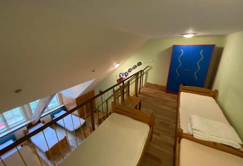 בית מלון כפרי Středisko Ekologické Výchovy Sever