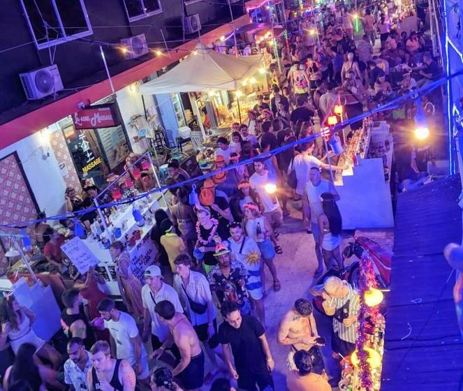 Loud! A Full Moon Beach Hotel By Wild & Wandering